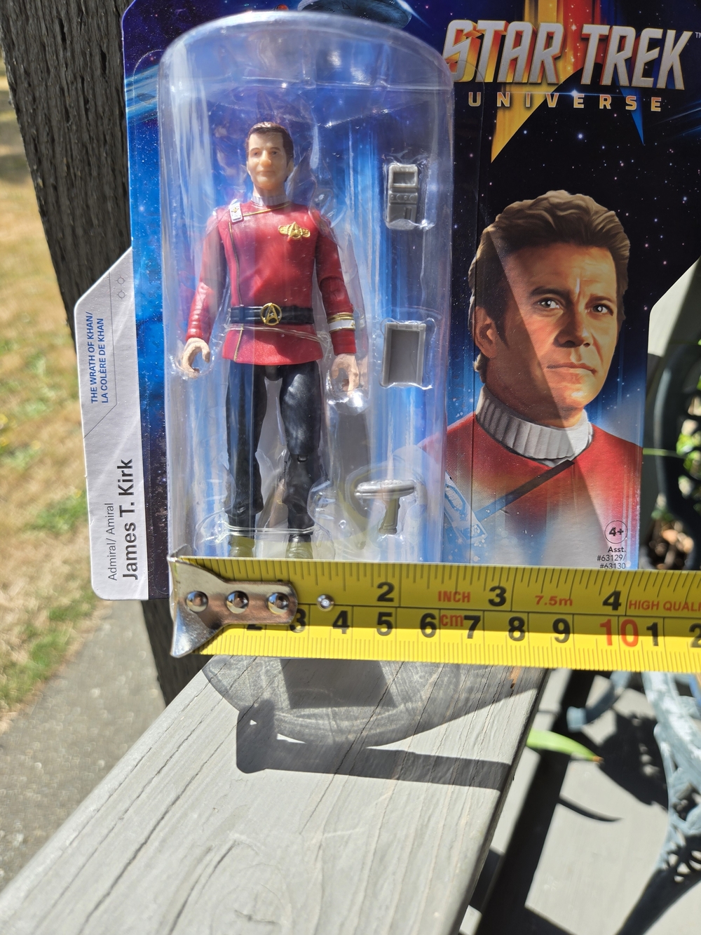 Star Trek Universe James T. Kirk Action Figure - Red and Black - Picture 4 of 4